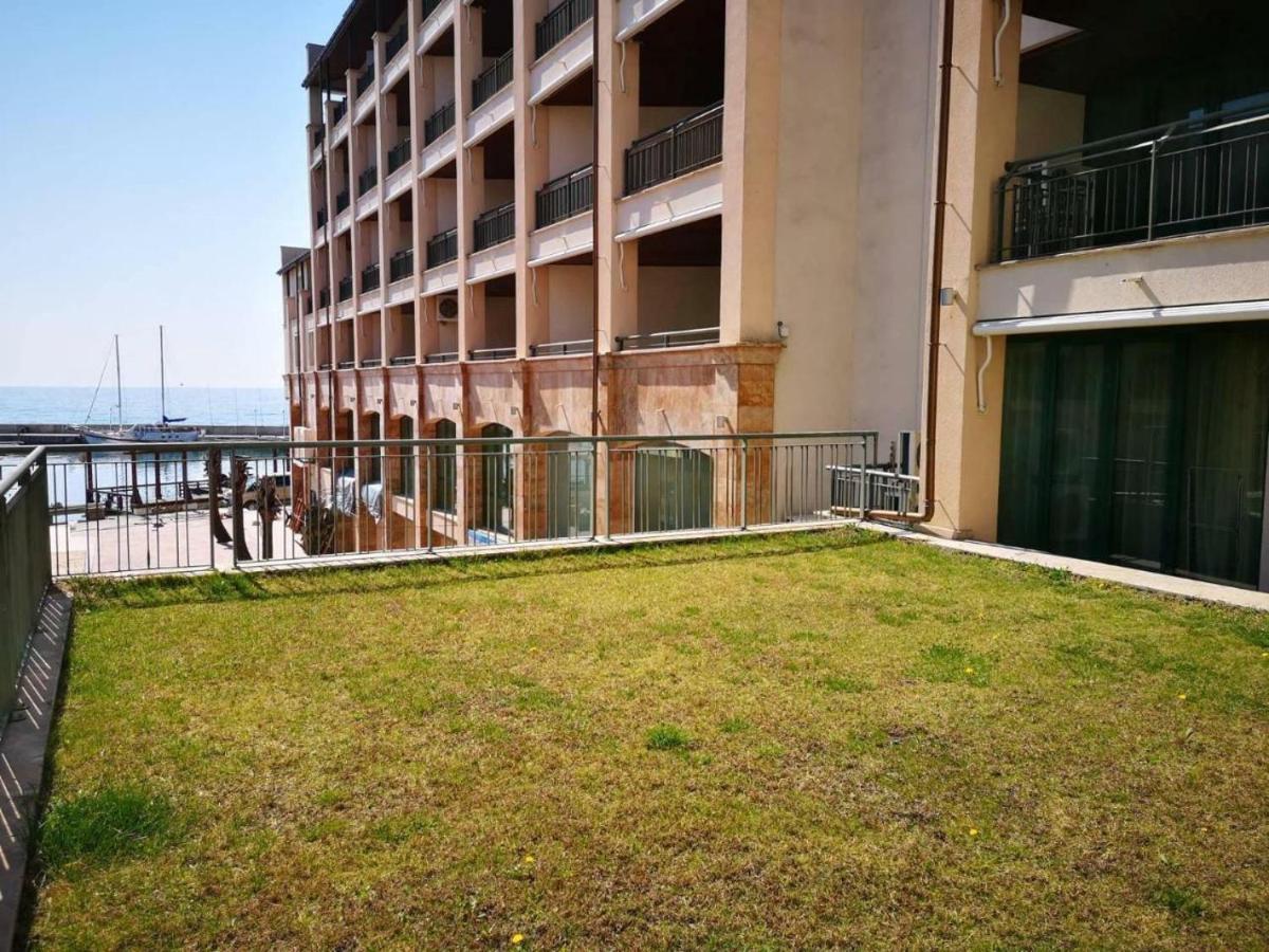 Marina Balchik Apartment Екстериор снимка